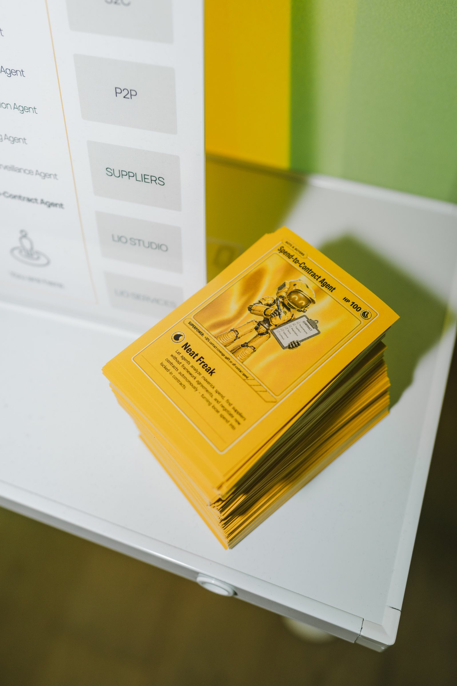 Bots & Buyers: Agenda cards at the entrance